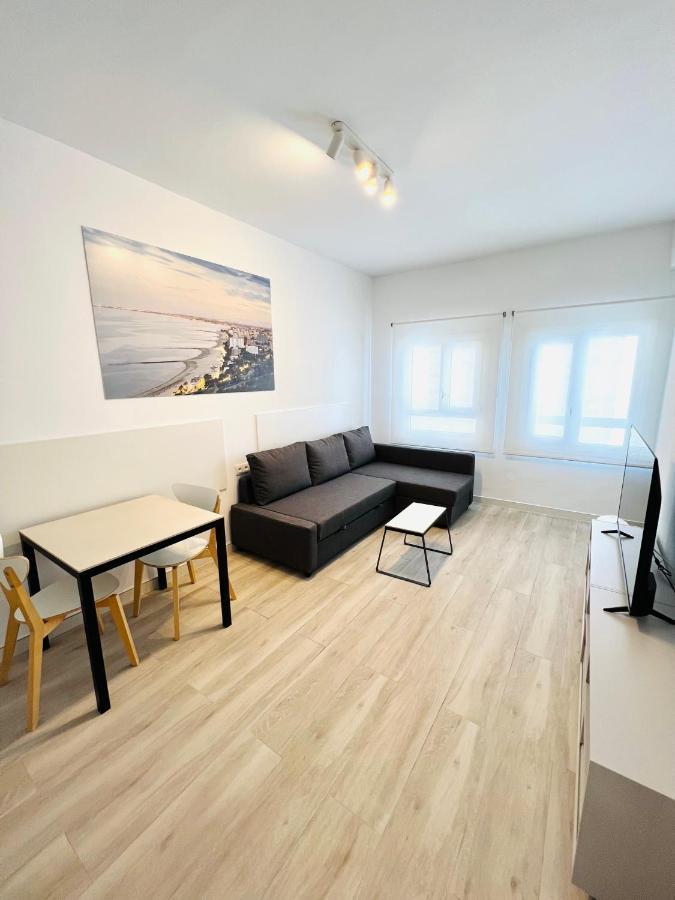 Apartamentos Hotel Puente De Hierro เบนิสกัสซิม ภายนอก รูปภาพ